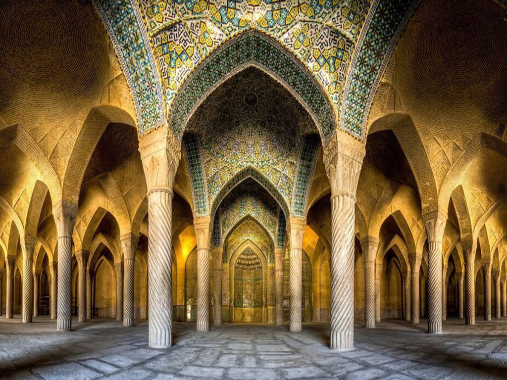 دکوراسیون و نقش آن در ایران باستان دکوراسیون و نقش آن در ایران باستان